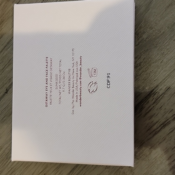 NWT Wander Eye & Face Palett - Picture 6 of 8